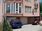ПРОДАДЕН!Тристаен обзаведен апартамент кв Бриз Варна